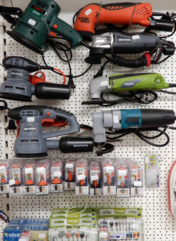 SZABÓ szerszámcentrum 22